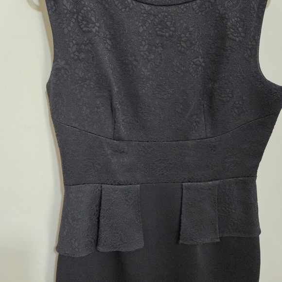 Tahari Black Asymmetrical Peplum Sheath Dress Size 8 - Picture 4 of 7